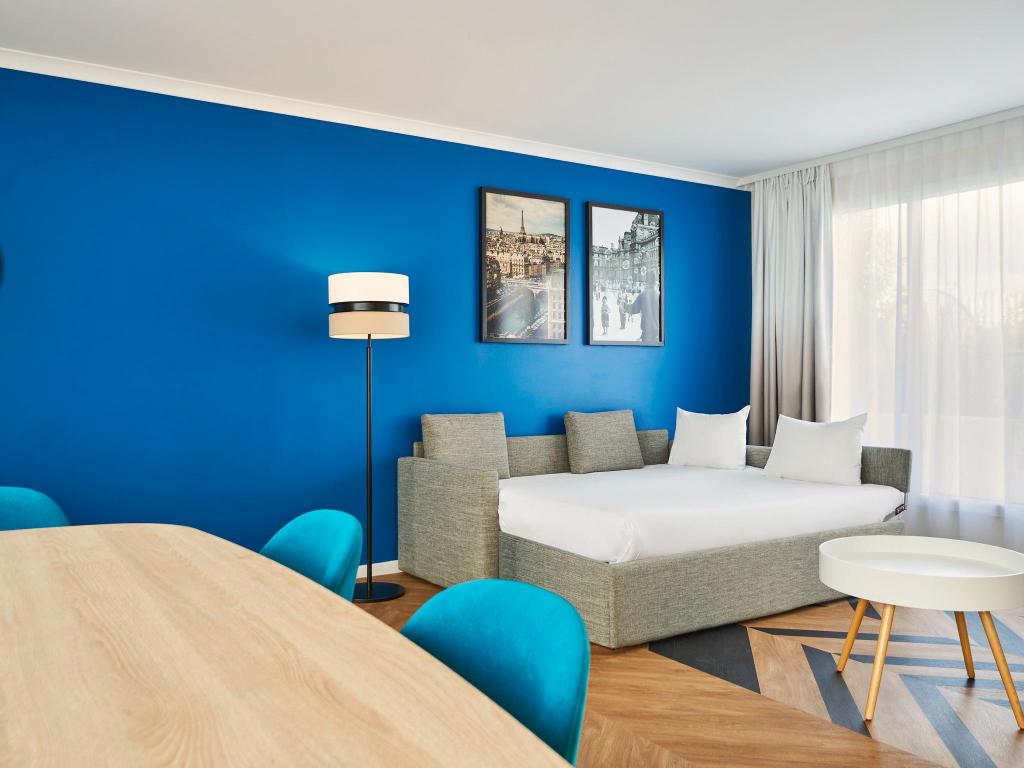 2 Bedrooms, Apartment, Twin Beds, Sofa, Balcony, Adagio Paris Porte De Versailles 5/9