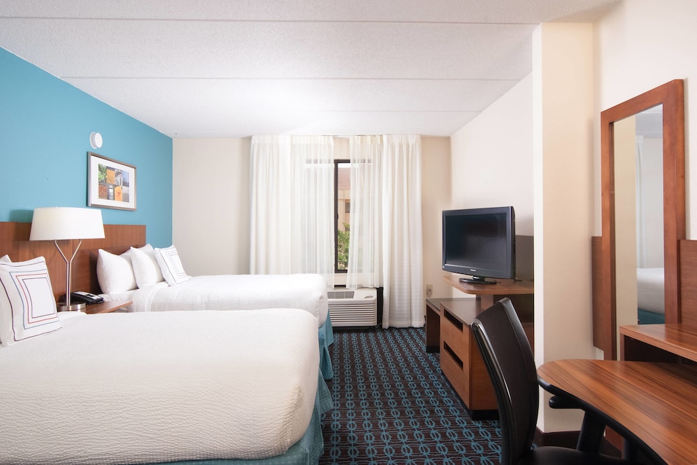 Fairfield Inn & Suites Atlanta Airport South/Sullivan Road 18/50