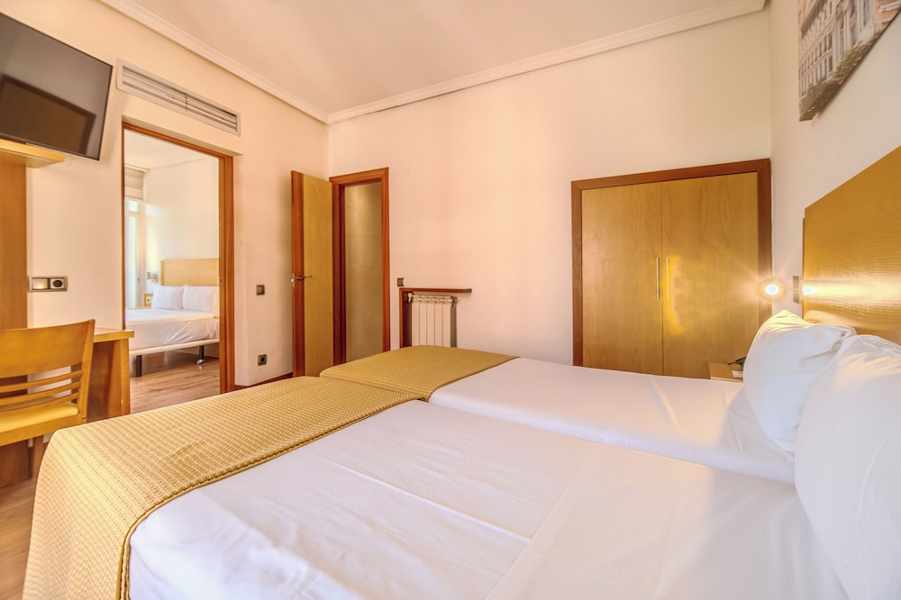 Hotel ITC Mora 18/49
