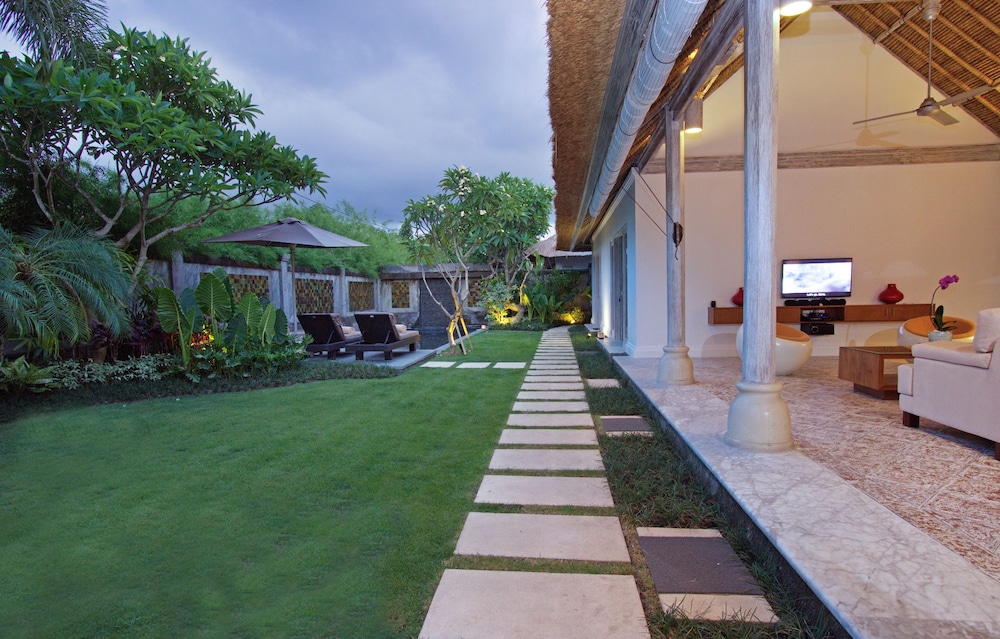 Serene Villas 42/49