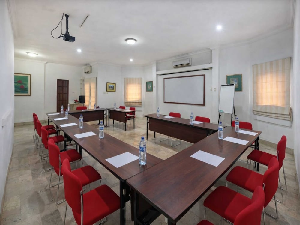 Arimbi Pejaten Suites 39/46