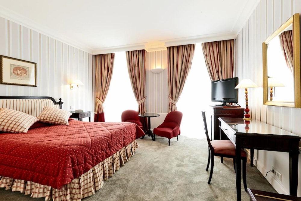 Golden Tulip Washington Opera Hotel 20/40