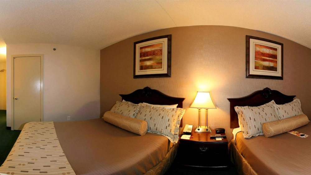 Clarion Hotel Philadelphia International Airport 29/57