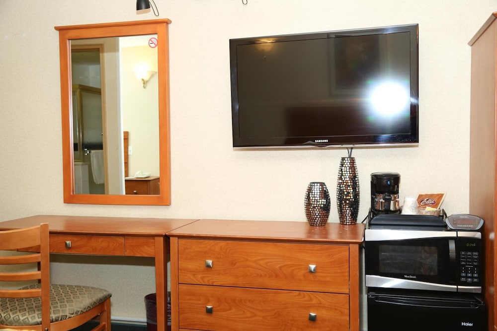 Jfk Inn Jamaica 33/42