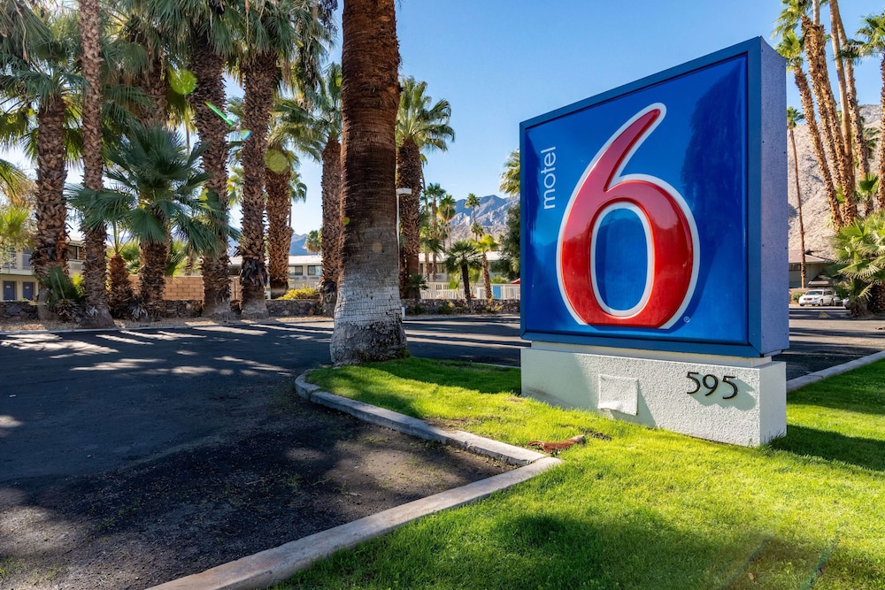 Motel6 Palm Springs, CA - East - Palm Canyon 39/50