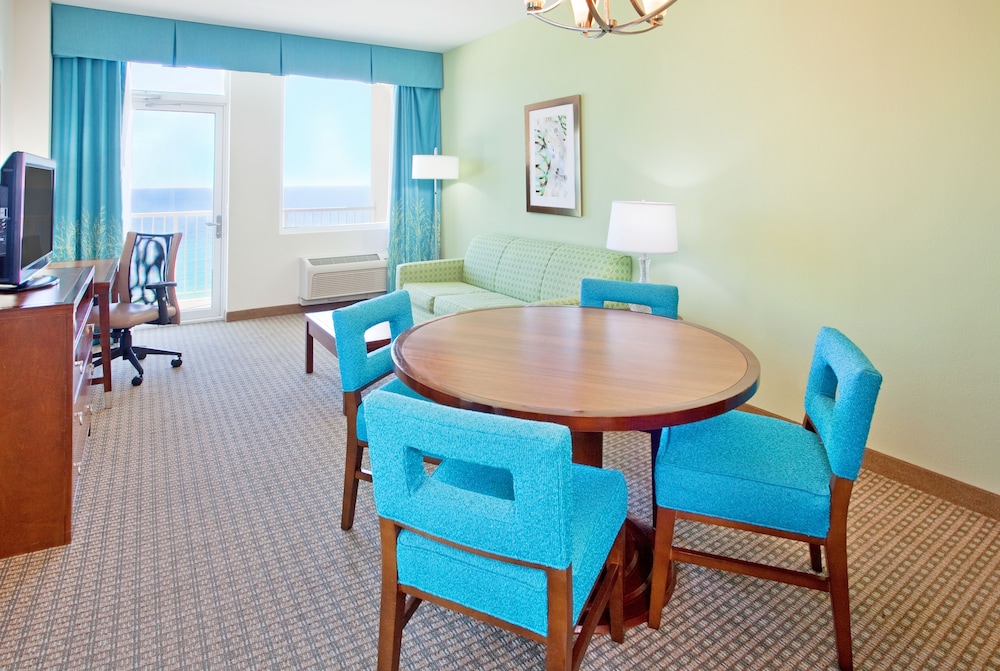 Holiday Inn Resort Pensacola Beach 46/78