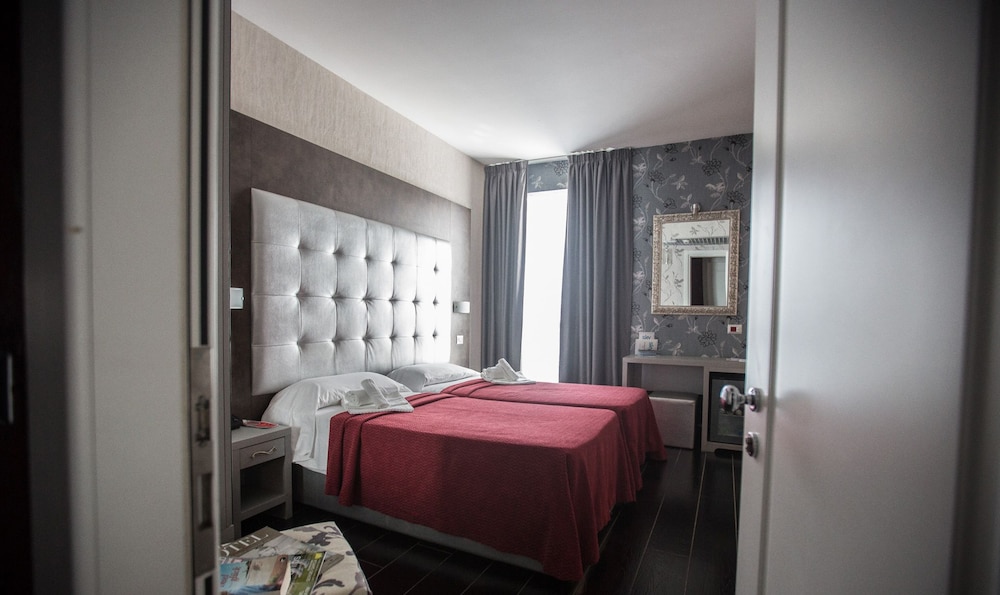 Hotel Relax Roma Nord 14/50