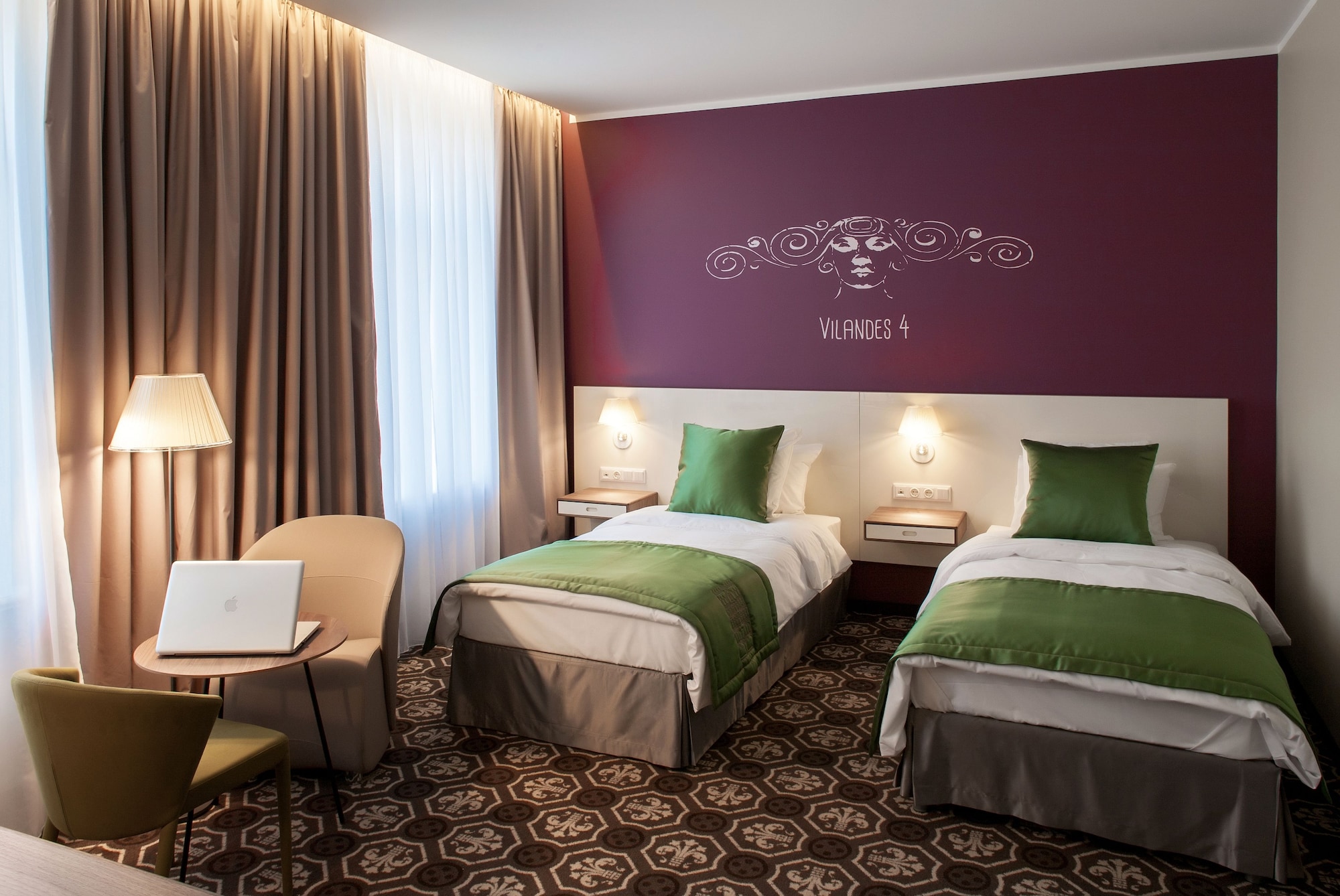 CLASSIC, TWIN BEDS
