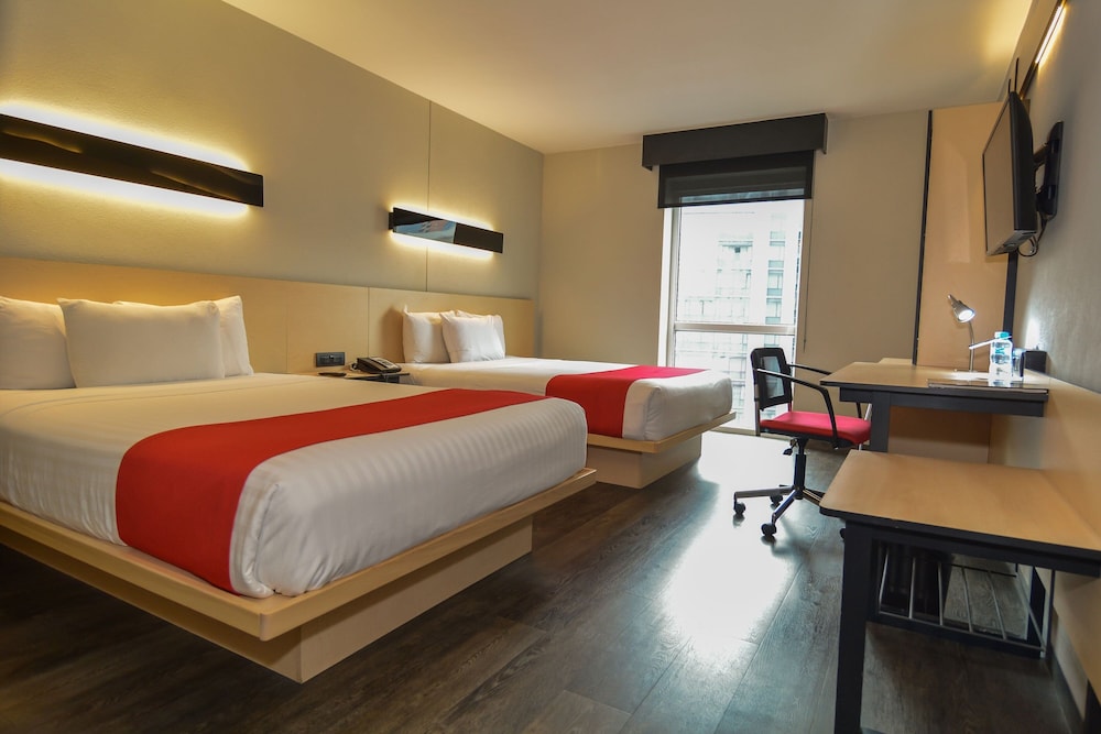ROOM TWO DOUBLE BEDS