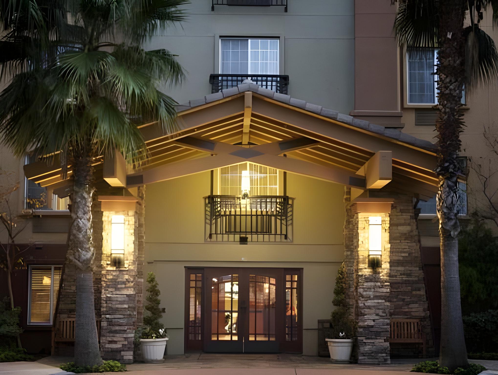 Larkspur Landing Sacramento - An All-Suite Hotel in SACRAMENTO - CA