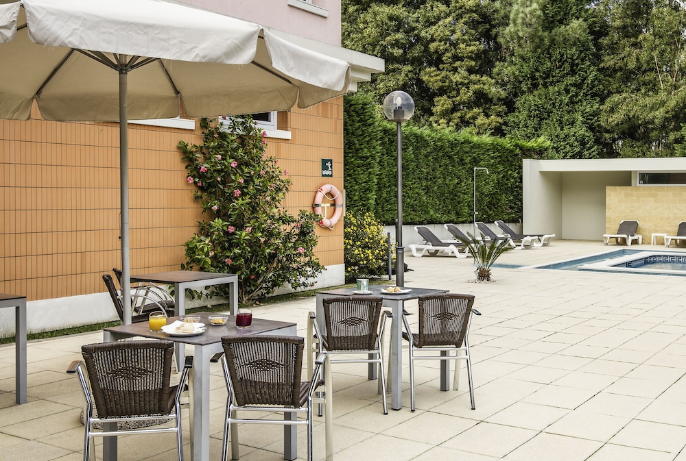 ibis Porto Sul Europarque 57/76