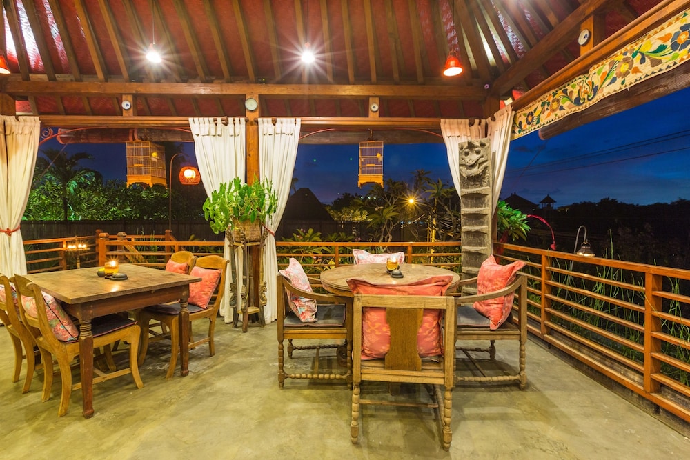 Villa Kamar Kamar Rumah Tamu 37/45