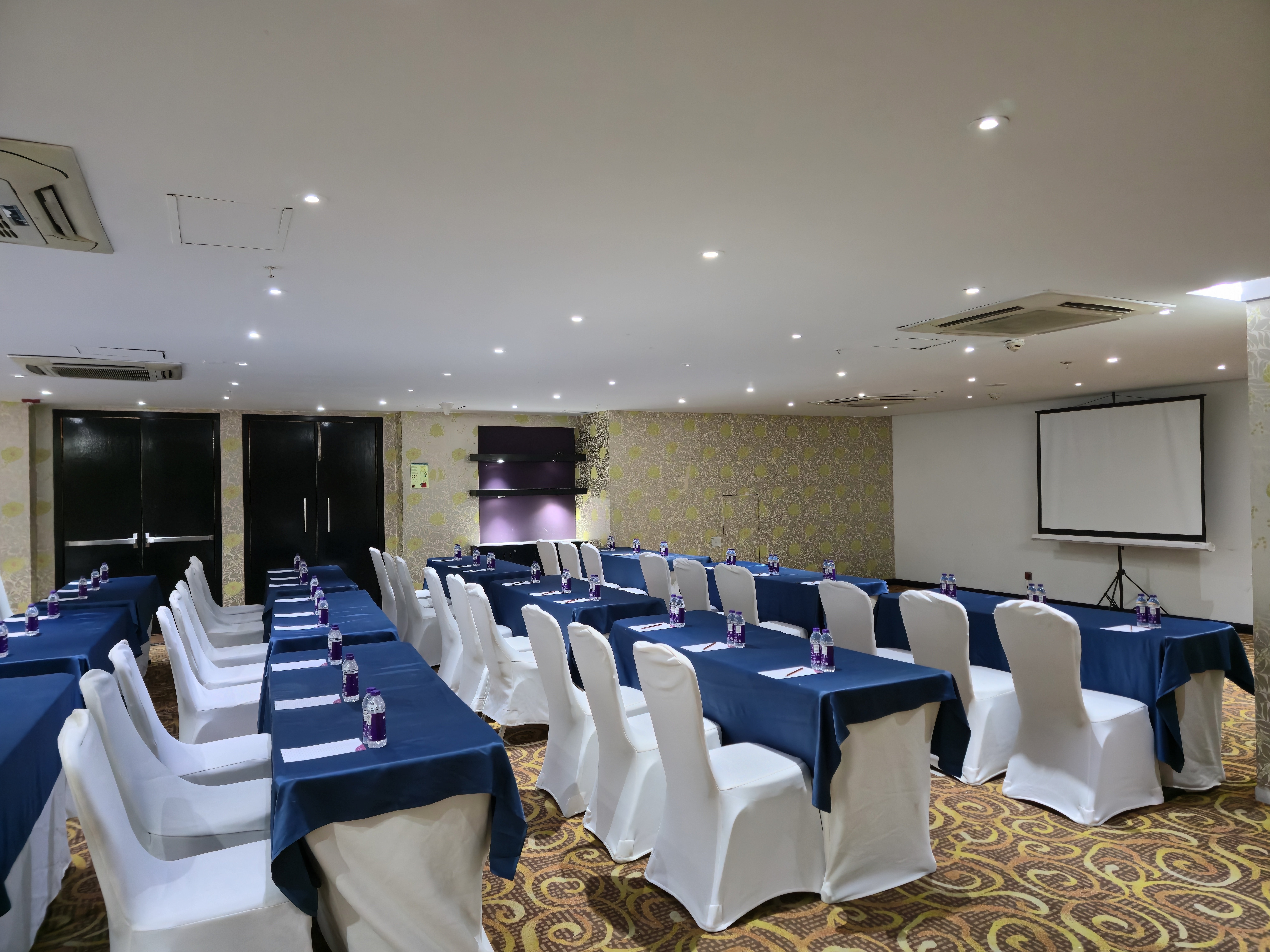 Crowne Plaza Pune City Centre 57/74