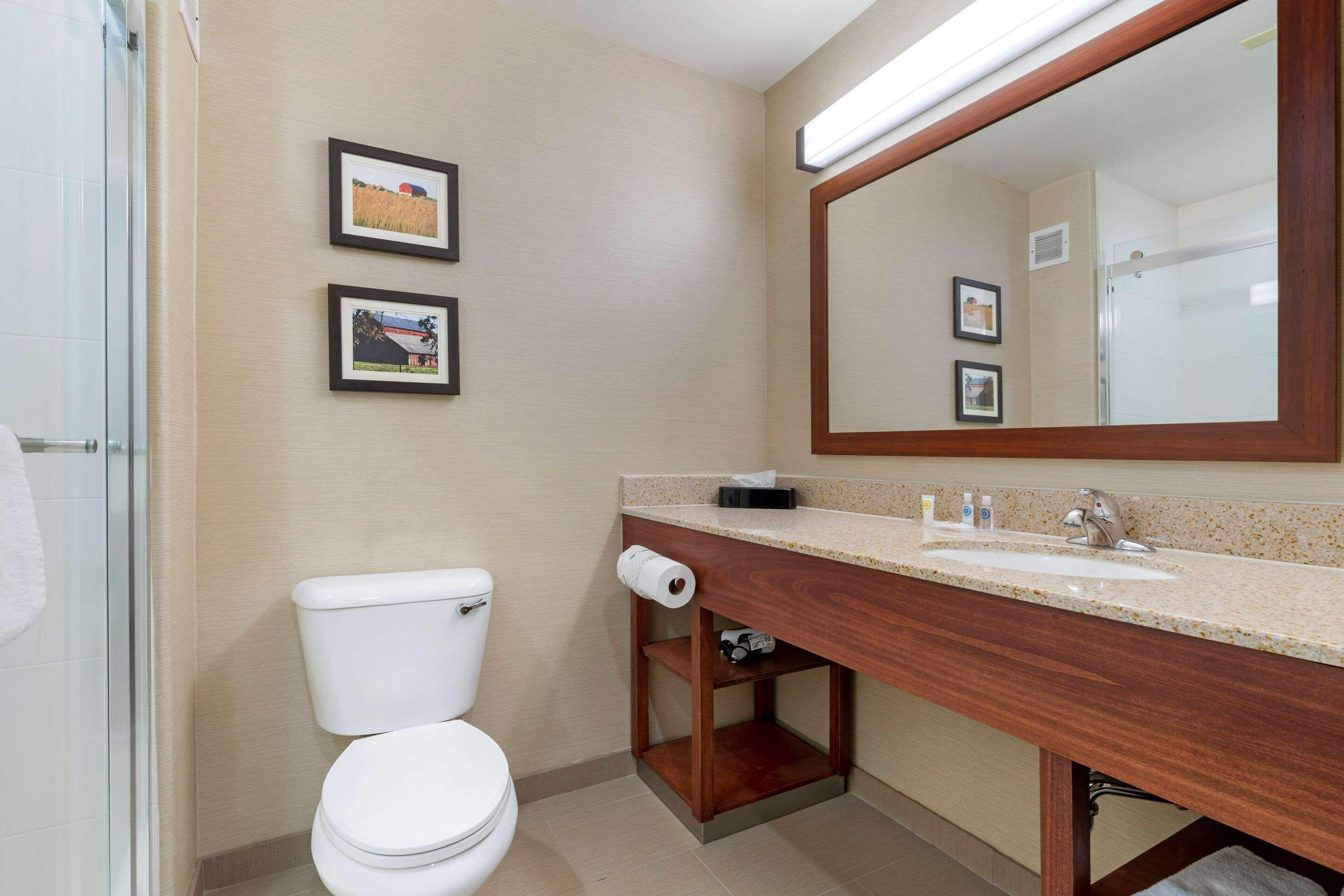 غرفة بسريرين كوين، Comfort Suites Marysville Yuba City 4/4