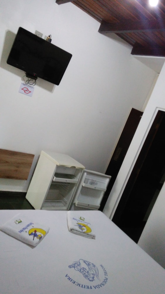 Feiticeira Praia Hotel 57/79