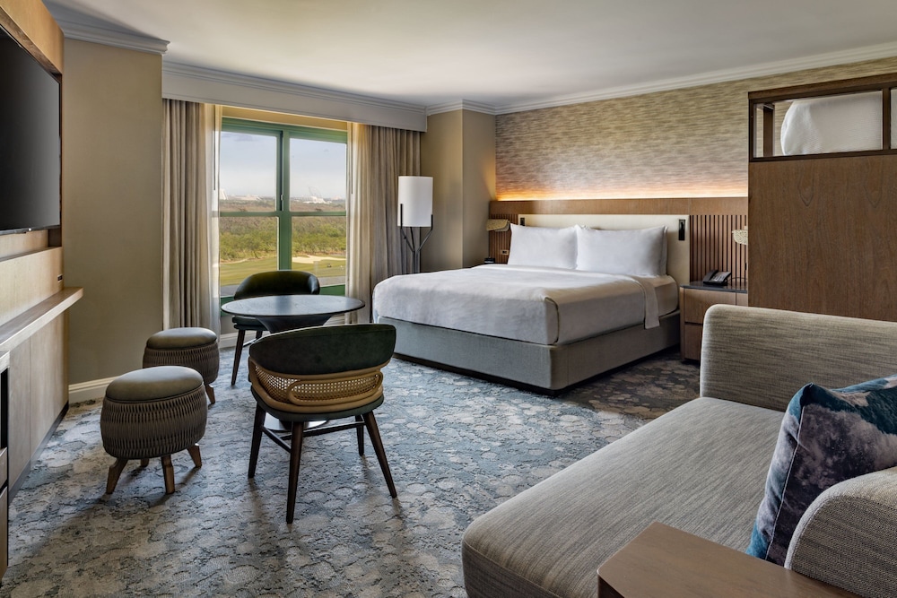 2 Bedrooms, Family Suite, 2 Double Beds, Lake Front