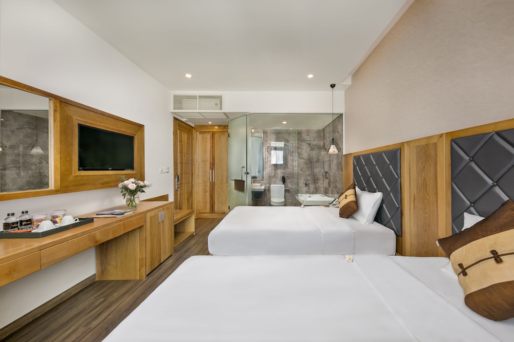 Grand Sunrise Boutique Hotel 7/61