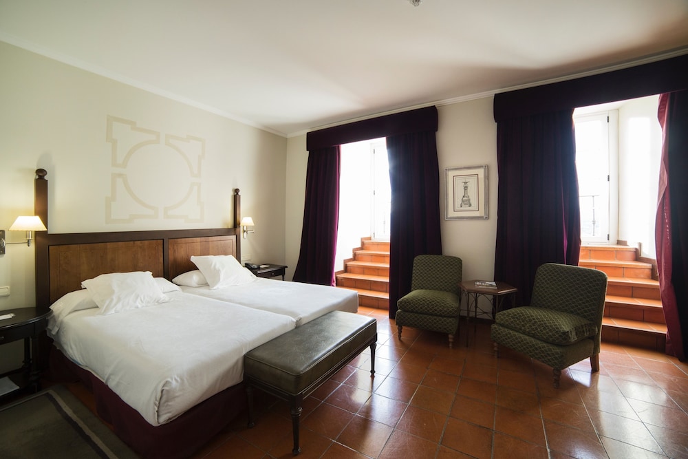 Parador de Monforte de Lemos 8/50