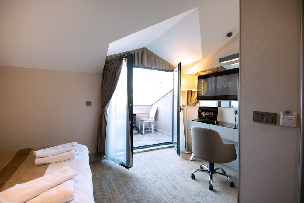 Gk Regency Suites Hotel 28/54