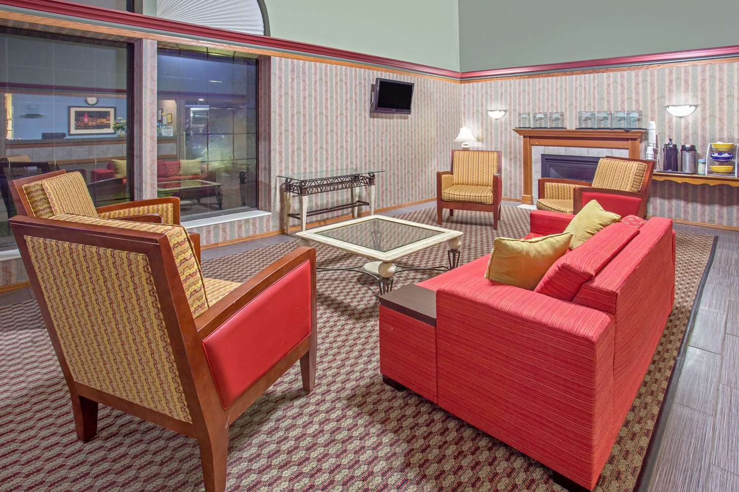 Days Inn By Wyndham Madison Ne/Windsor 11/15