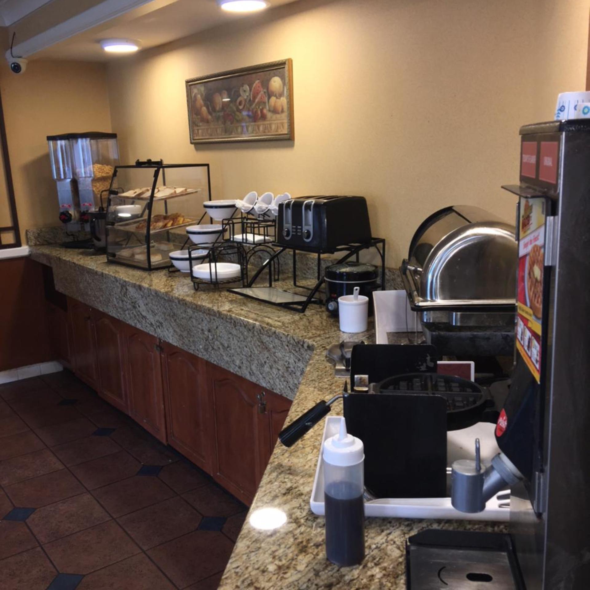 America's Best Inn Of Fairfield/Birmingham 19/21