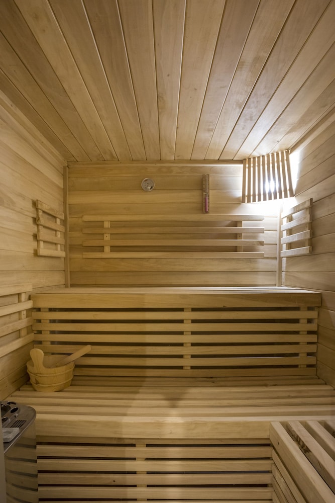 ANASTAZIA LUXURY SUITES & ROOMS 42/70