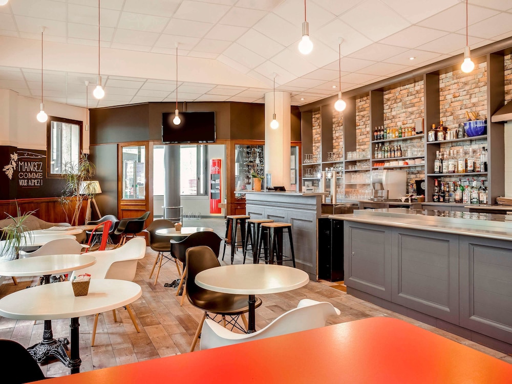 Ibis Angers Centre Chateau 59/75