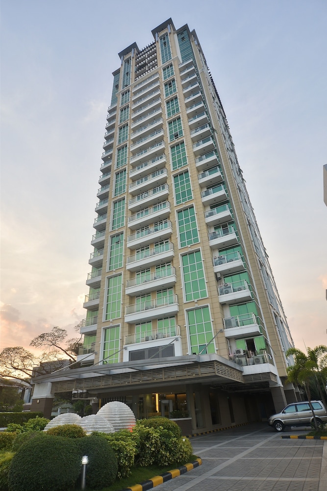 Home Solutions In Padgett Place 11/50
