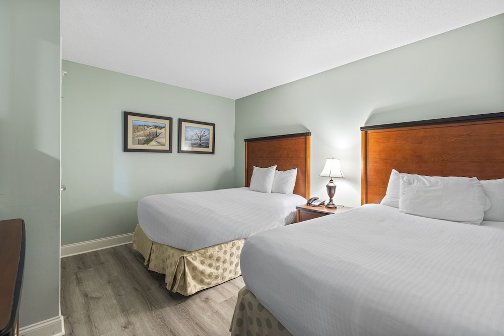 Sandy Beach Oceanfront Resort 17/50