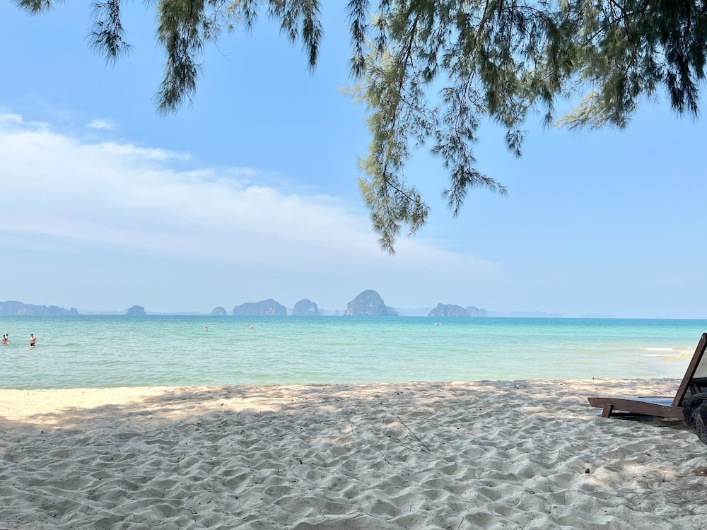 Tup Kaek Sunset Beach Resort and Spa 61/75