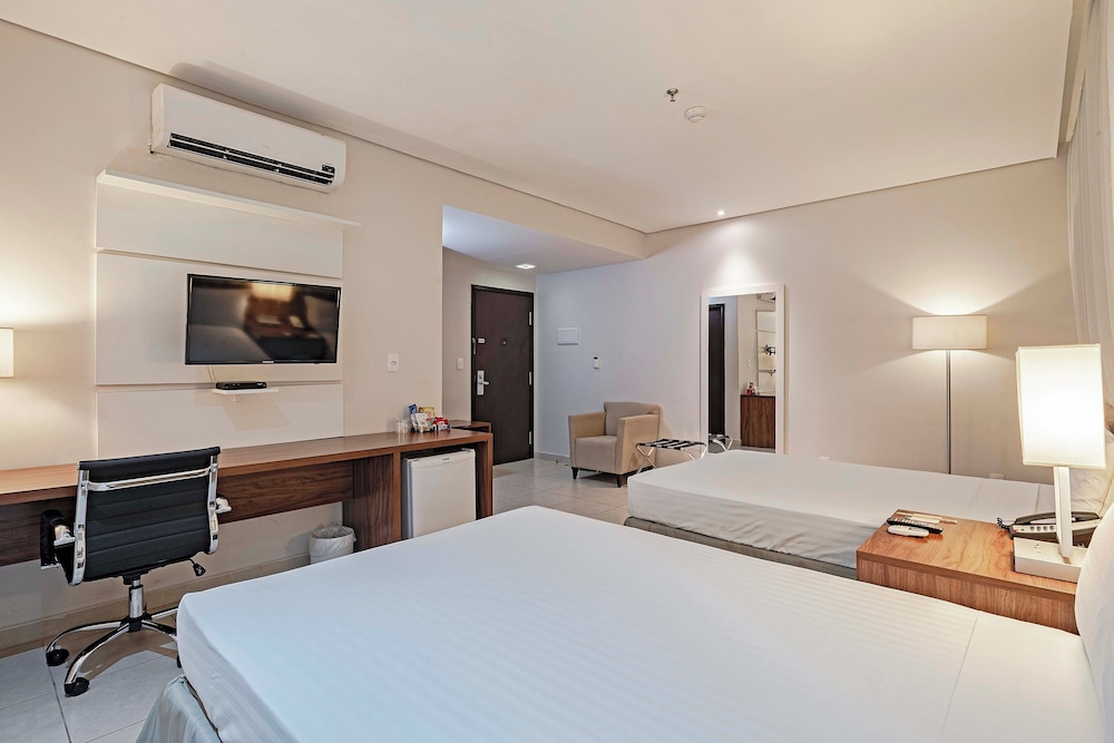 Slaviero Hotel Porto Velho 24/65