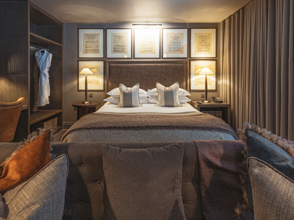 Dakota Hotel Glasgow 20/63