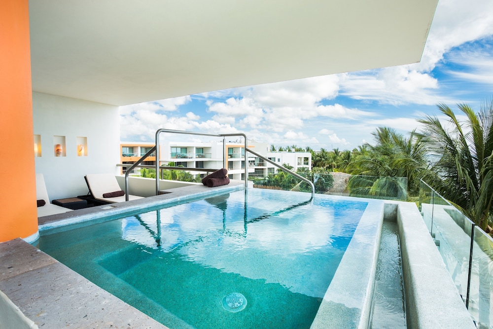 Secrets Aura Cozumel - Adults Only 7/67
