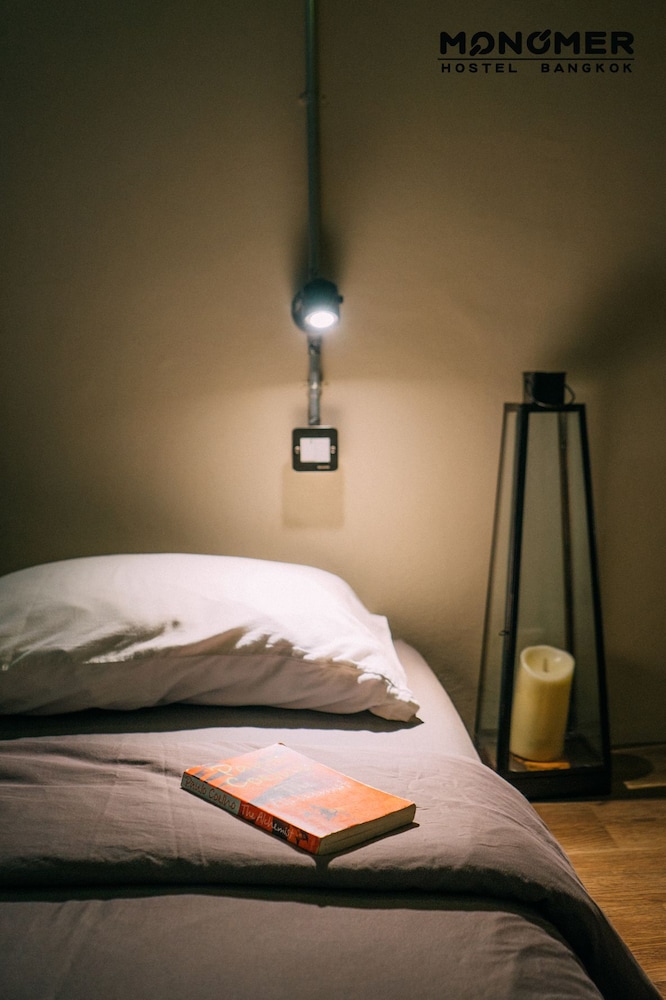MONOMER HOSTEL BANGKOK 25/50