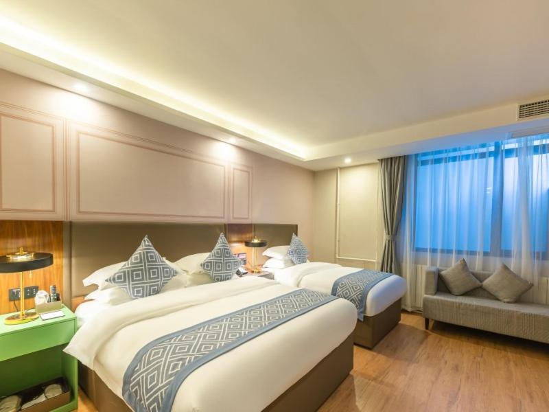 Gem Fuyang City Linquan County Jiangziya Plaza Hotel 27/35