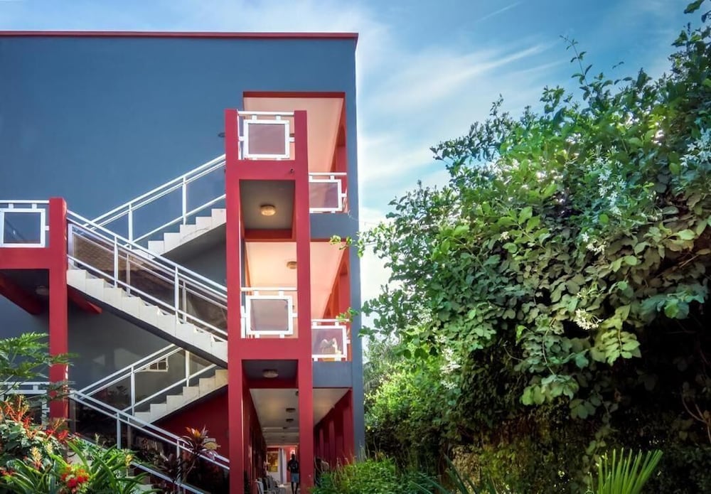 Seaview Garden Hotel
