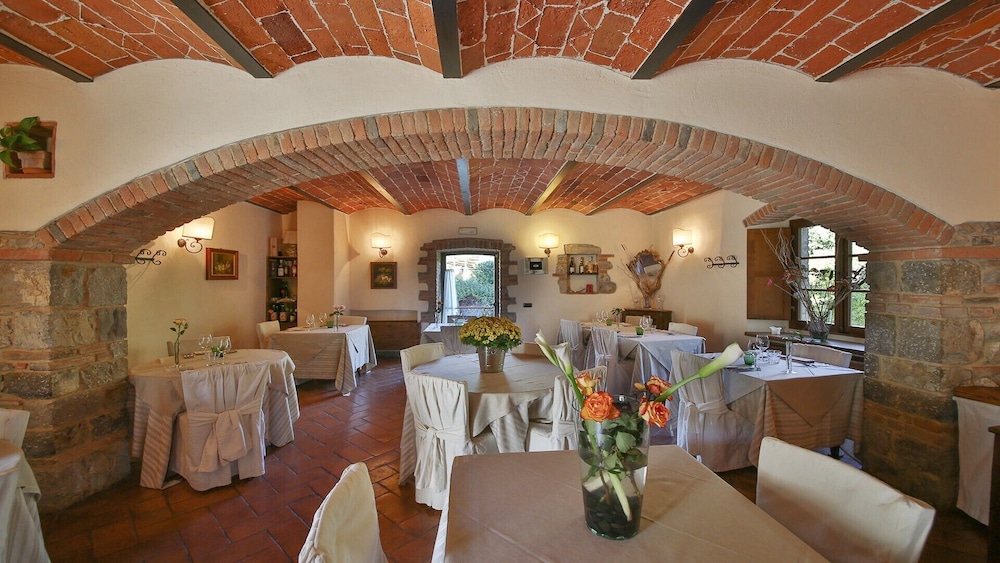 LE POZZE DI LECCHI HOTEL 17/31