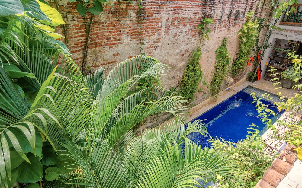 Hotel Casa Pizarro 36/49
