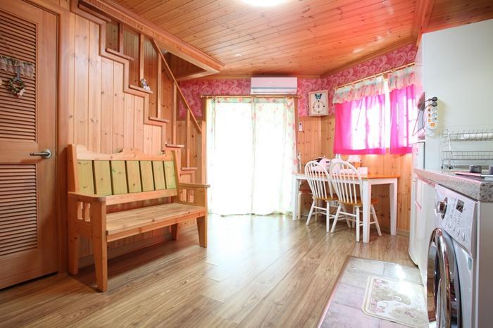 Muju Crayon Pension 6/11