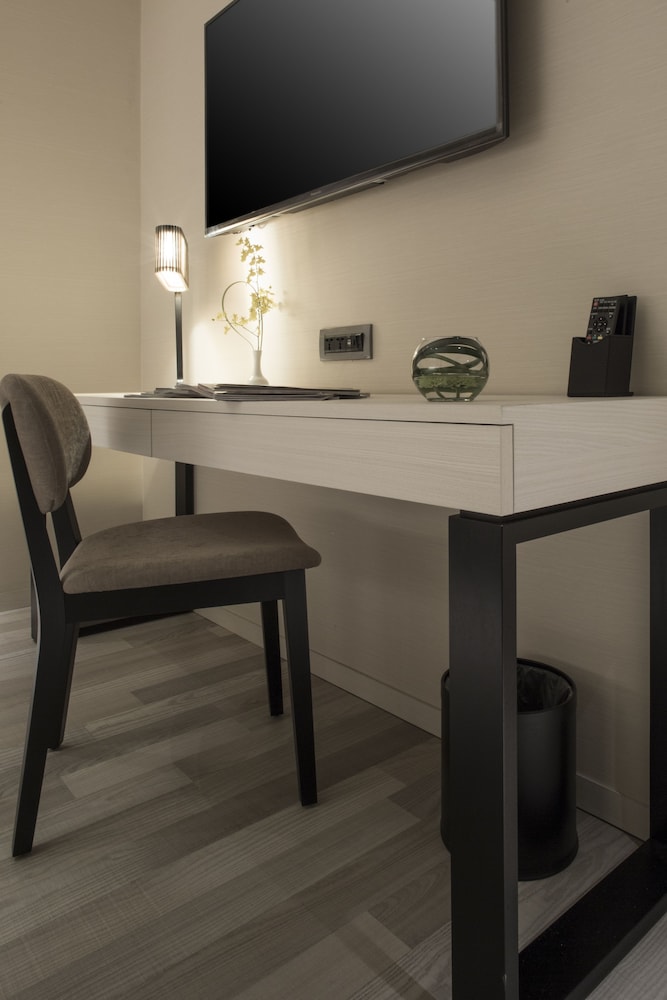 New Riverview Suites Taipei 22/33