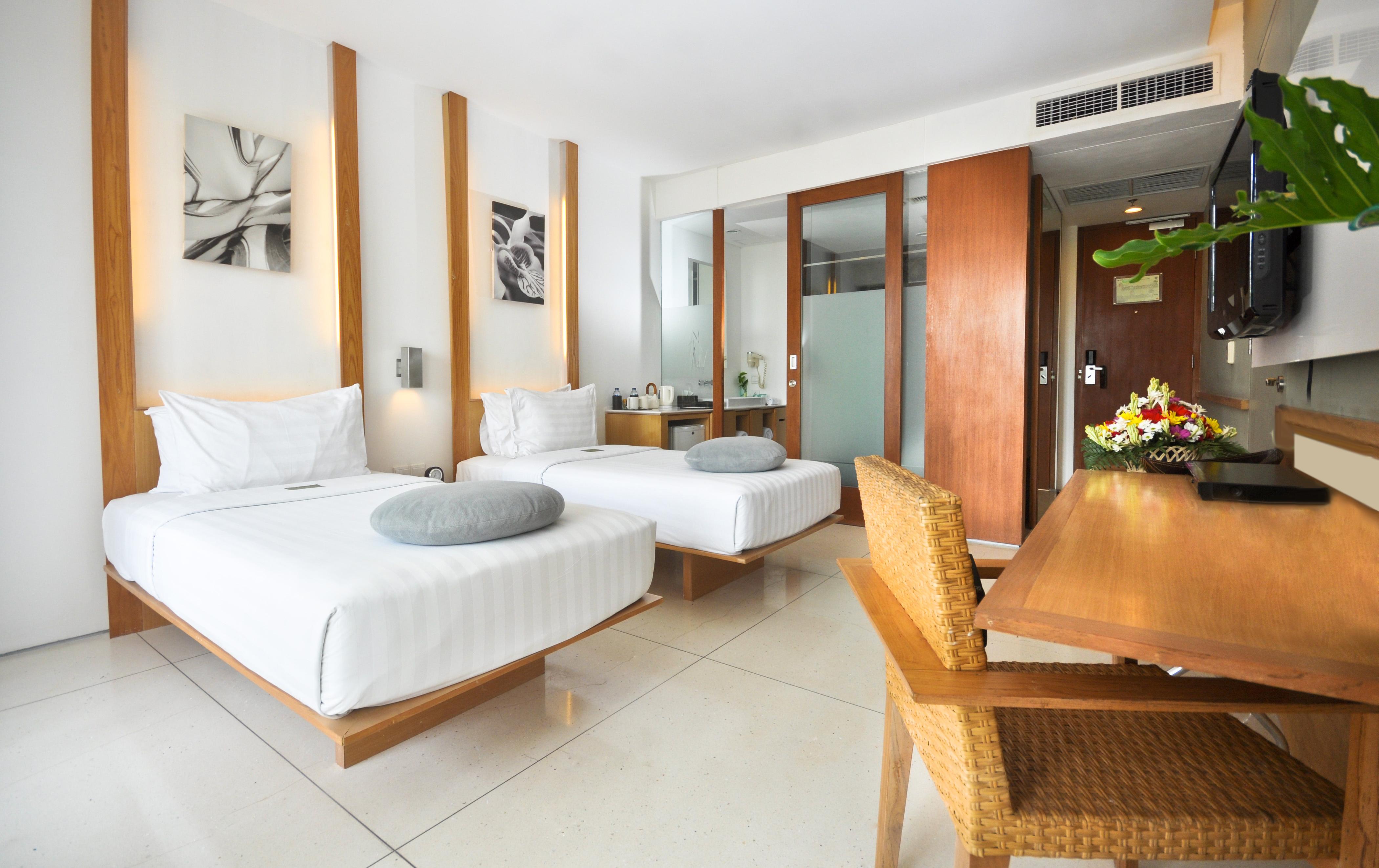Standard, Double or Twin Bed