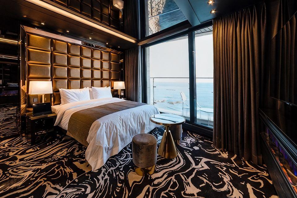 Ocean, Deluxe, Queen Bed, Terrace