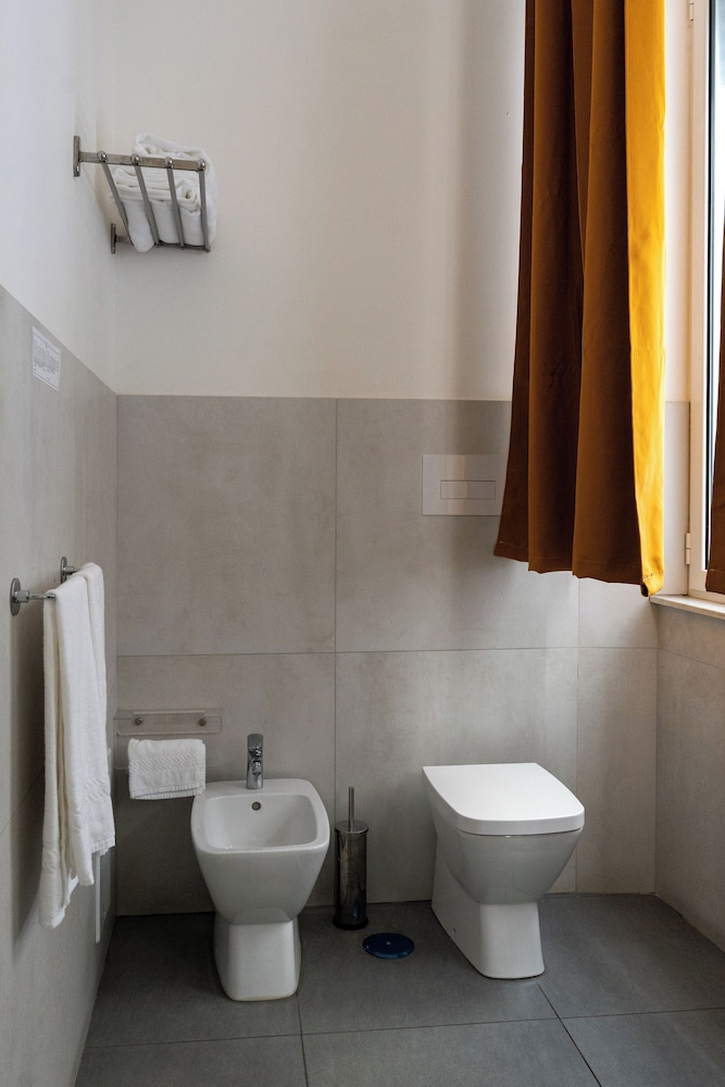غرفة سوبيريور ثلاثية بسرير مزدوج وسرير فردي، Palazzo San Michele 6/10