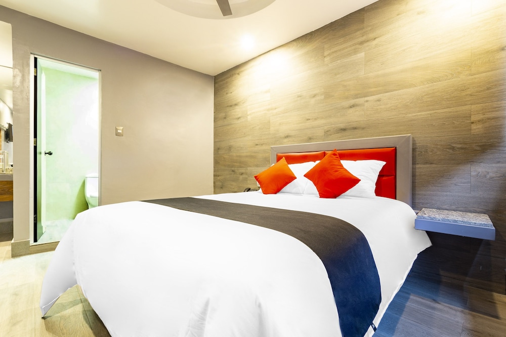 Hotel Sonora 12/51