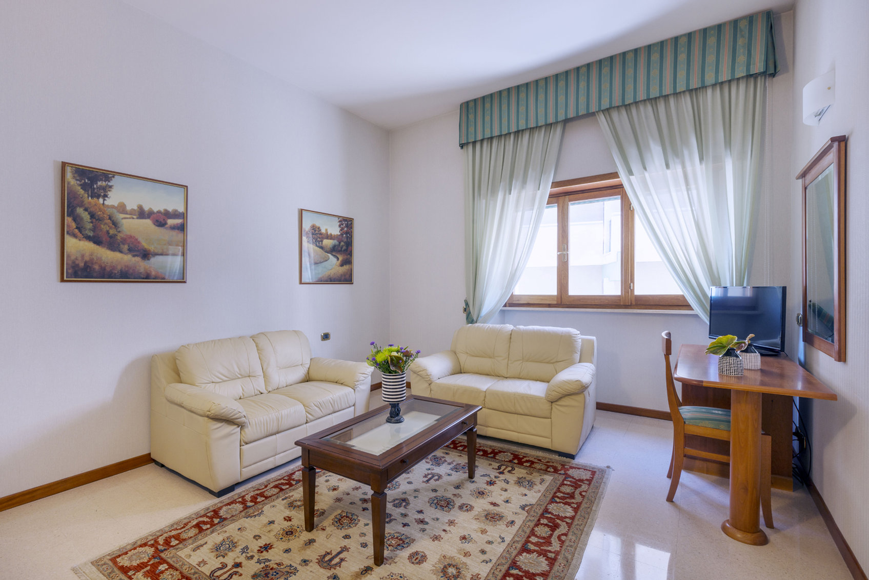Astura Palace 48/78