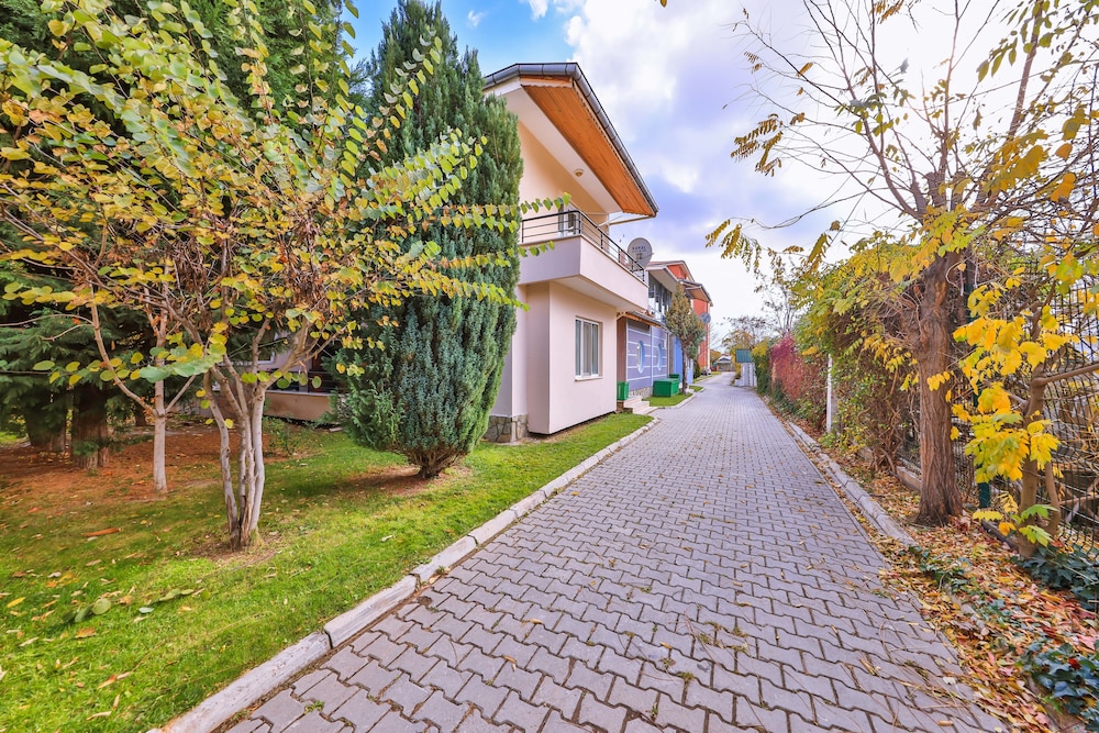 Dundar Termal Villa Otel 44/48