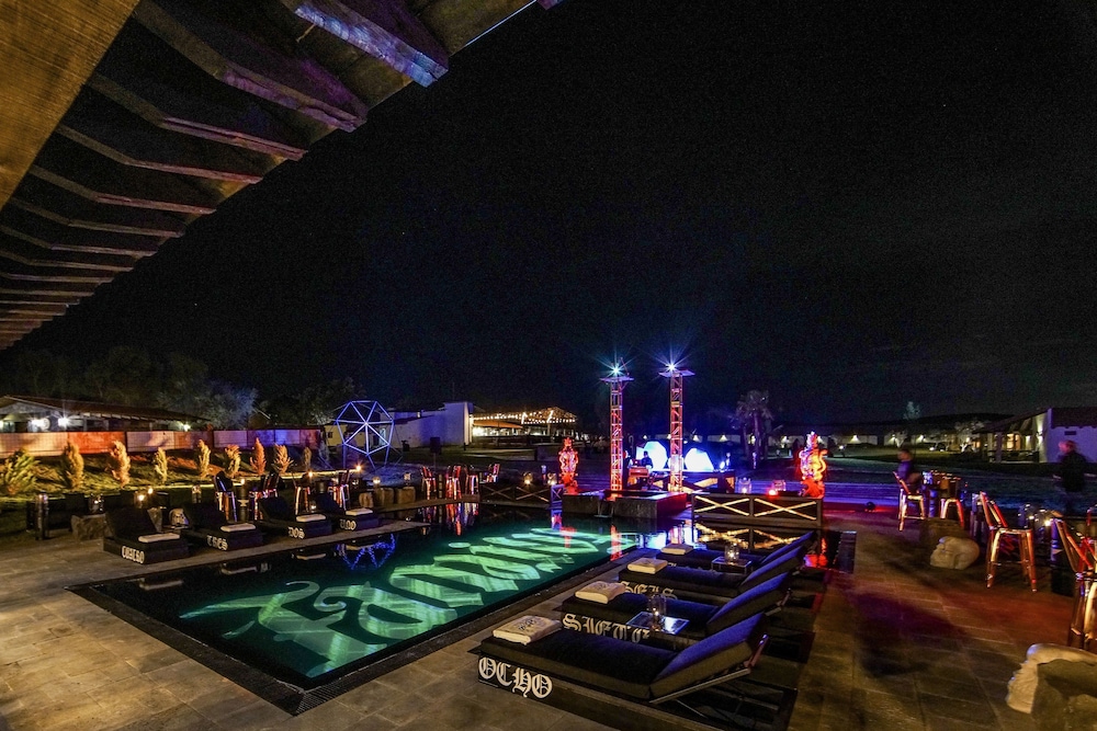 Hacienda Los Picachos 60/69