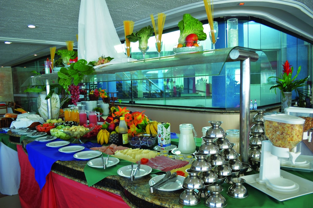 Sueds Plaza Hotel 40/56