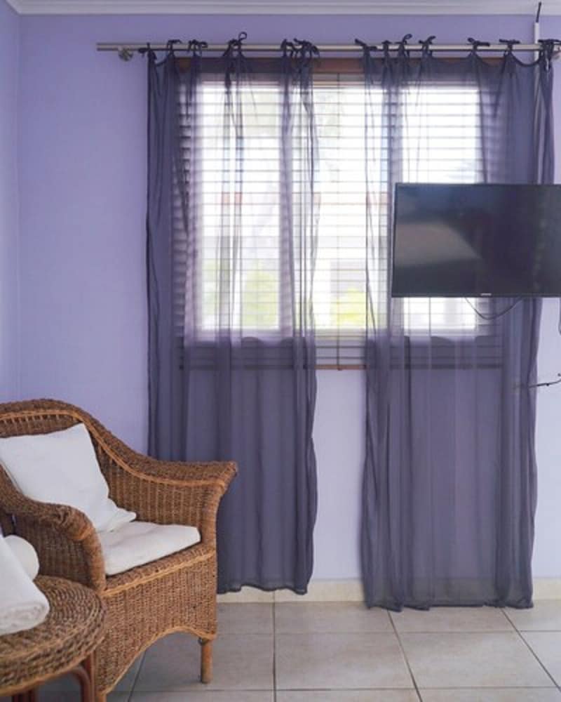 Arubiana Inn 33/64