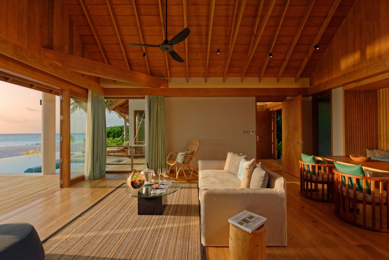 Emerald Faarufushi Resort and Spa 56/94